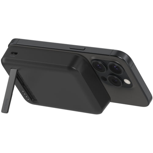 Belkin BoostCharge Pro 10000mAh 15W 1-Output Magnetic Wireless Charging Power Bank with St& -Black
