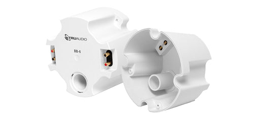 BB-6 - TruAudio Backbox aus weißem ABS-Kunststoff. Vergoldete Anschlussklemmen. Passend für die Modelle: LC-6, CP-6.