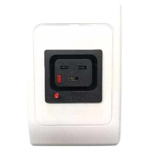 RackPower PK012-WP - C19-Lk on Wh Flush/Wall Plate