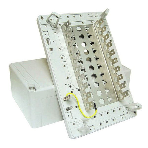 DYNAMIX DISB100 - 100 Pair Distribution Box (10 x 10 Position) Size: 320 x 210 x 120mm