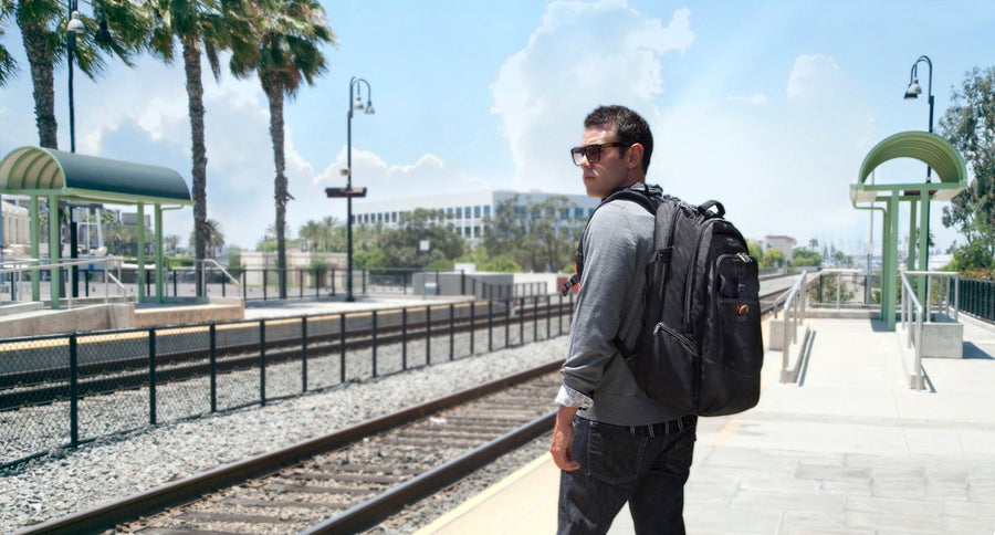 EVERKI EKP120 - Titan 18.4'' Business Travel Friendly Laptop Backpack. Checkpoint friendly design