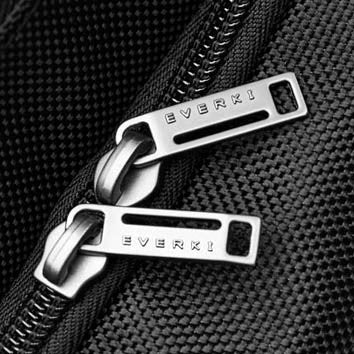 EVERKI EKS622XL - Venue XL RFID Mini Messenger fits iPad Pro 12'' Surface Pro MacBook.