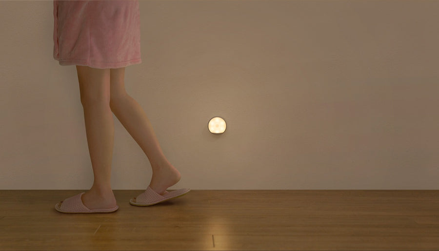 Yeelight 3 Packs combo, Motion Sensor Nightlight USB Powered, 120 Days of Usage, Suspendible, Adhesive, Magnetic, Dual Sensors