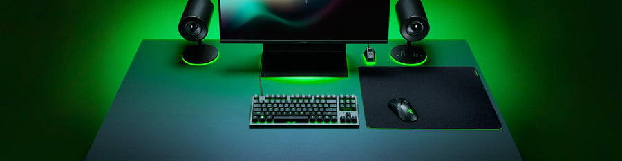 RZ02-03330300-R3M1 - RAZER GIGANTUS V2 - SOFT GAMING MOUSE MAT LARGE - FRML PACKAGING