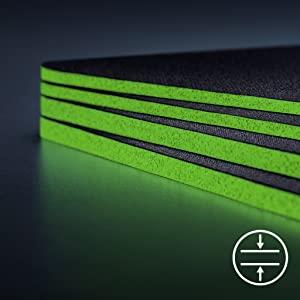 RZ02-03330400-R3M1 - RAZER GIGANTUS V2 - SOFT GAMING MOUSE MAT XXL - FRML PACKAGING
