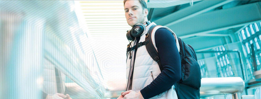 EVERKI EKP117B - ContemPRO Laptop Backpack. Designed to Fit up to 18.4'' Notebooks. Spacious