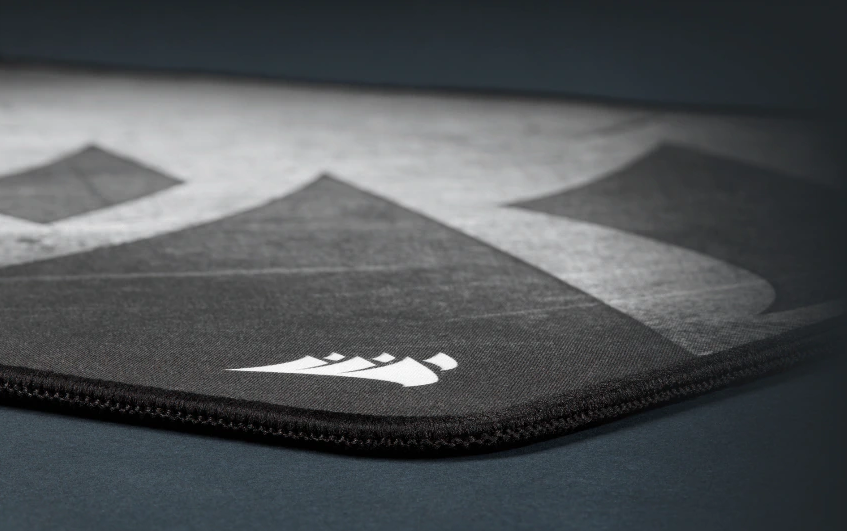 CH-9413631-WW - CORSAIR MM300 PRO MEDIUM GAMING MOUSE PAD