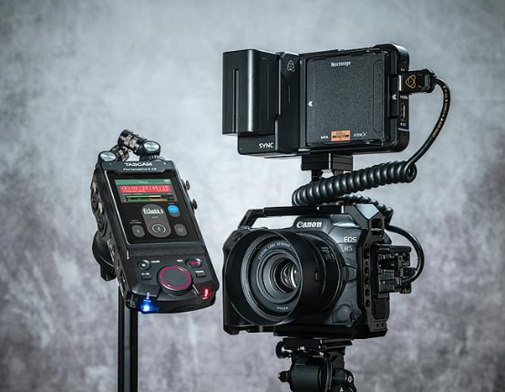 PORTACAPTUREX8 - TASCAM PORTACAPTURE X8 MULTI TRACK HANDHELD RECORDER