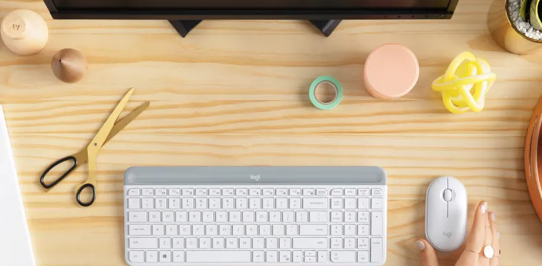 Logitech 920-011326 - MK470 SLIM WIRELESS COMBO - ROSE