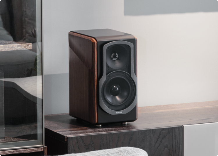 Edifier  S2000MKIII Premium Tri-Amped 130W HiFi Powered Bookshelf Speaker System with AptX HD Bluetooth