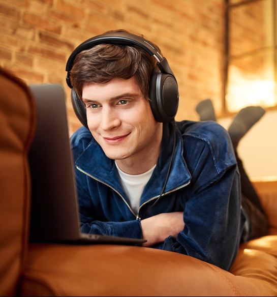 700401 - Sennheiser HD 620S Over Ear Wireless Black