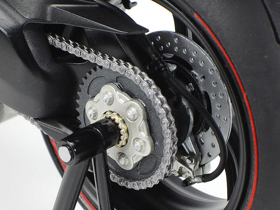 Tamiya 14140 - TAMIYA 1/12 DUCATI SUPERLEGGERA V4