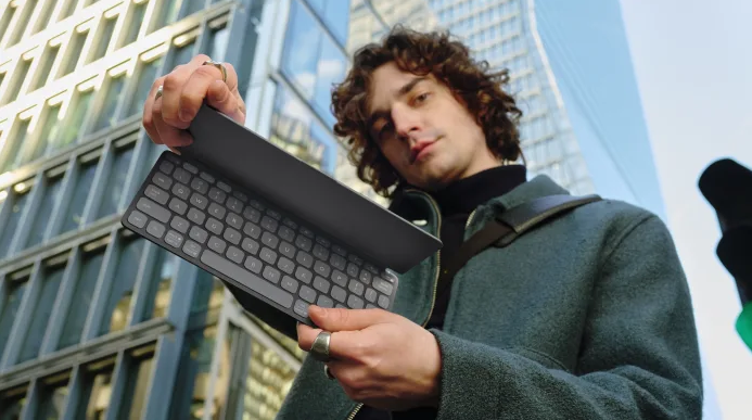 920-012916 - Logitech KeysToGo 2 Wireless GRPH