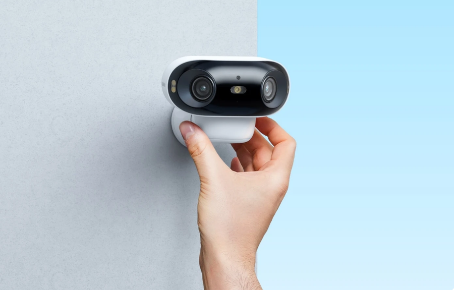 Argus 4 Pro + Solar Panel - Reolink 4K Dual-Lens 180? Blindspot- free Wi-Fi 6 Camera with solar panel
