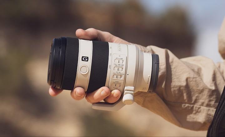 SEL70200G2 - Sony Alpha SEL70200G2 FE 70-200mm F4 Macro G OSS E Mount Lens