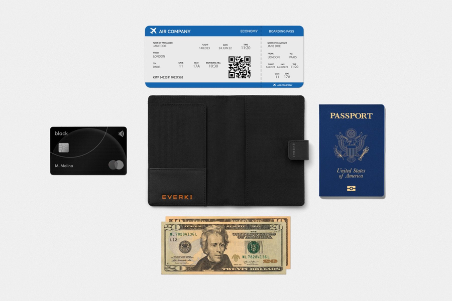 EVERKI EKW230 - RFID Passport Wallet Protects Cards & Passport From Unauthorized Scanning.