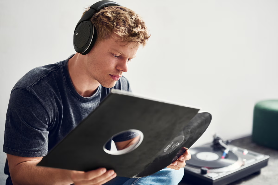 700455 - Sennheiser HD 550 Over Ear Wireless Black