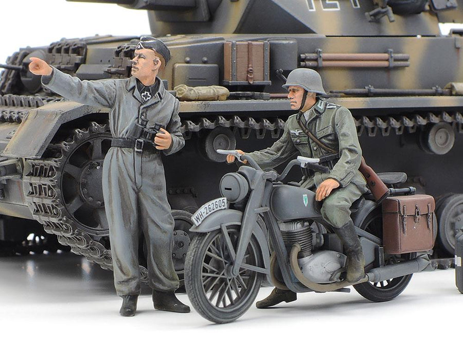 Tamiya 25209 - TAMIYA 1/35 IV.F & MOTORCYCLE  EF