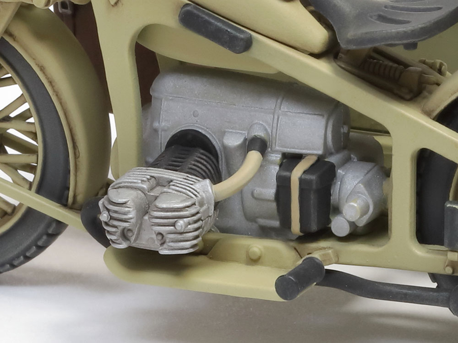Tamiya 35384 - TAMIYA 1/35 KS600 AND SIDECAR
