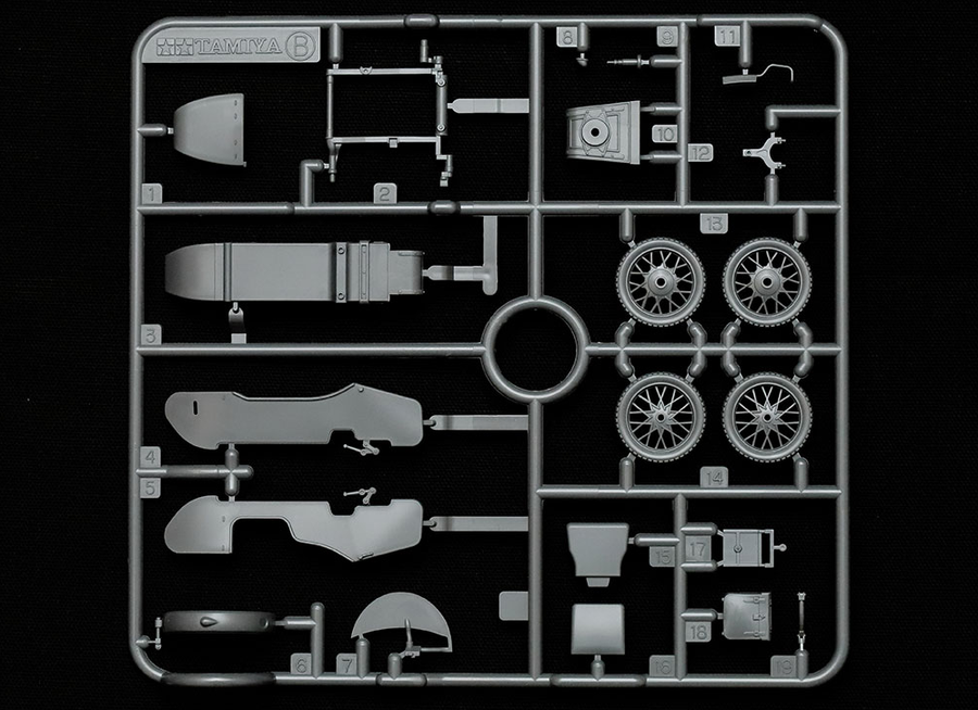 Tamiya 35384 - TAMIYA 1/35 KS600 AND SIDECAR