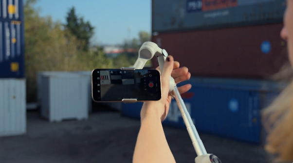 6970357858774 - Insta360 Flow 2 Pro Gimbal (White Edition)