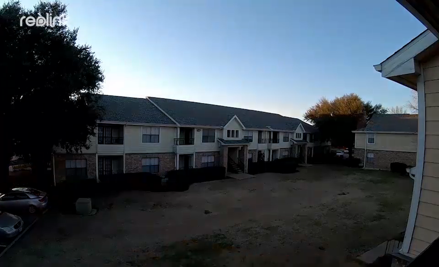 ARGUS3-PRO 4PK with HUB - Reolink 2K Battery Solar Powered Camera  5GHz 2.4GHz WiFi Range