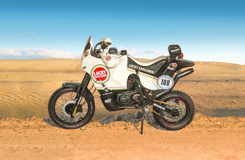 Italeri 1-4643 - ITALERI 1/9**CAGIVA 850 PARIS DAKAR 1987 "LUCKY"