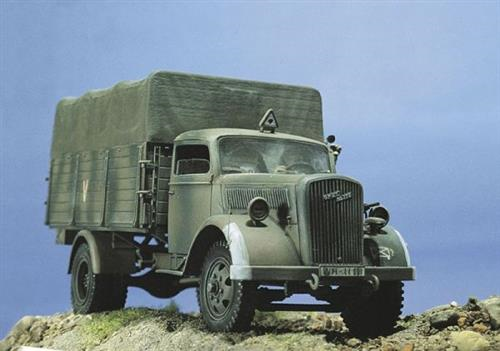 Italeri 1-216 - ITALERI 1/35 OPEL BLITZ STD 3T TRUCK