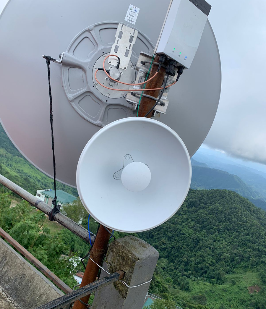 N5-X12 – Mimosa 4.9-6.4 GHz 12dBi Modulare Aufschraubantenne