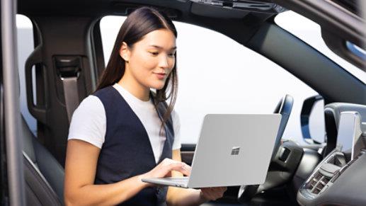 Microsoft EP2-31821 - SRFC LPT 13IN SD P/16/256 PLAT METAL