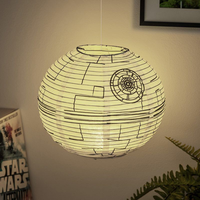 Paladone Lights PSWLDL – Star Wars Todesstern-Laternen-Schreibtischlampe