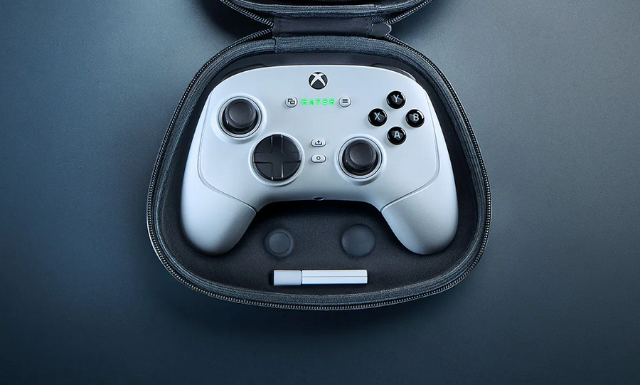 RZ06-05200200-R3M1 - RAZER WOLVERINE V3 PRO - WIRELESS GAMING CONTROLLER FOR XBOX SERIES XS & PC - WHITE - FRML PACKAGING