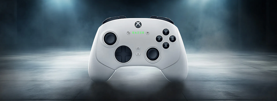 RZ06-05200200-R3M1 - RAZER WOLVERINE V3 PRO - WIRELESS GAMING CONTROLLER FOR XBOX SERIES XS & PC - WHITE - FRML PACKAGING