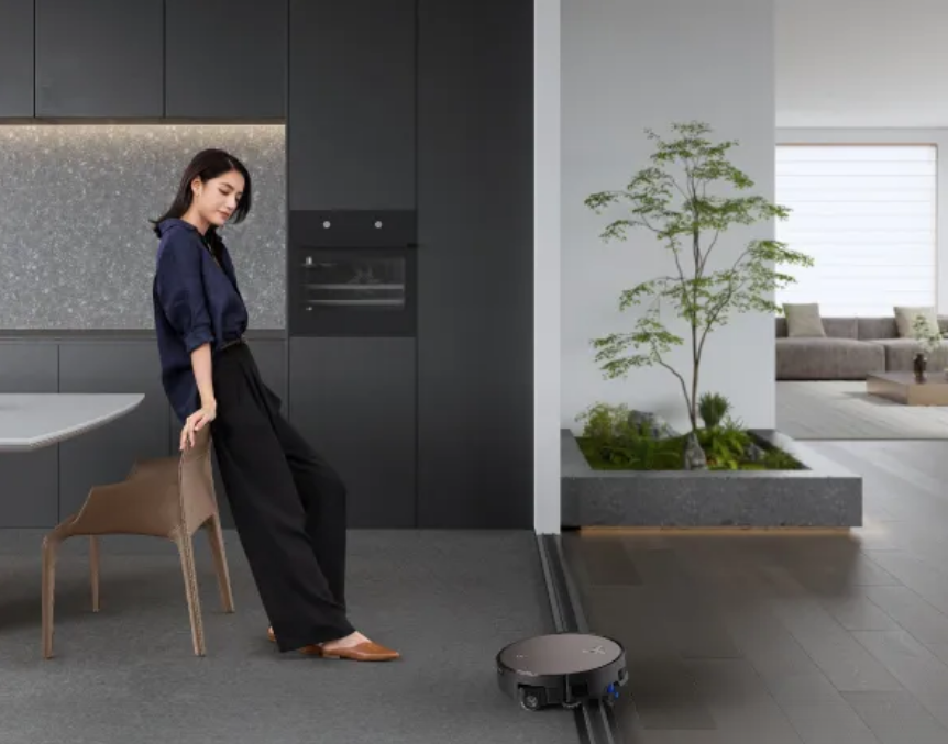 DEX99 - Ecovacs Deebot X11 OMNICyclone