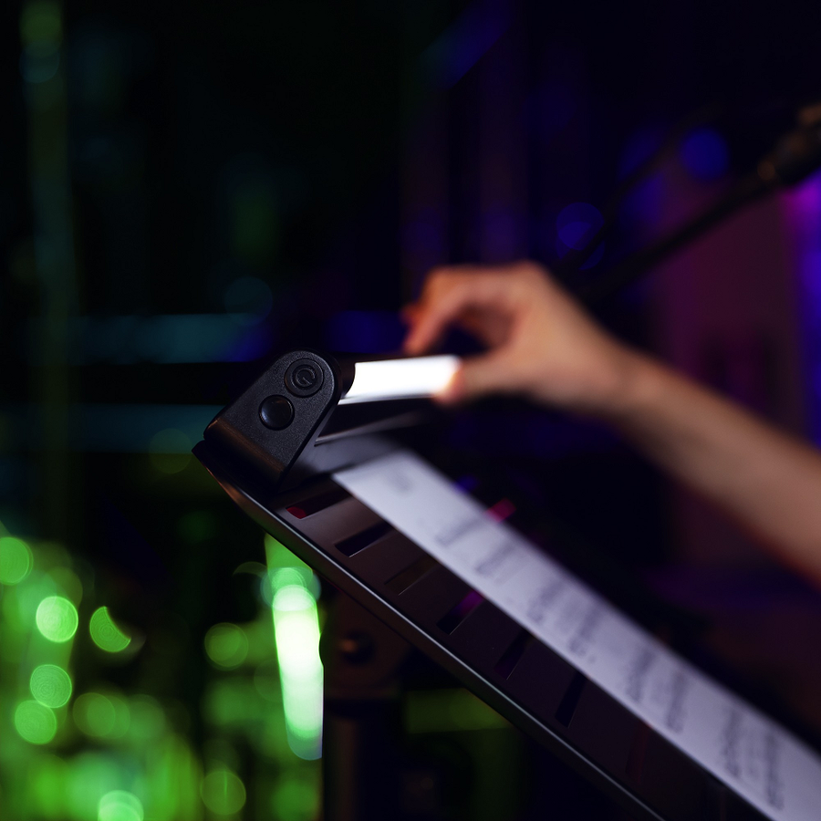 GLEDSTICK1B - GRAVITY LED STICK 1B MAG & DIMM LED BAR W/ USB CHARG PORT