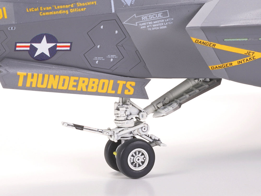 Tamiya 60794 - TAMIYA 1/72 F-35C LIGHTNING II