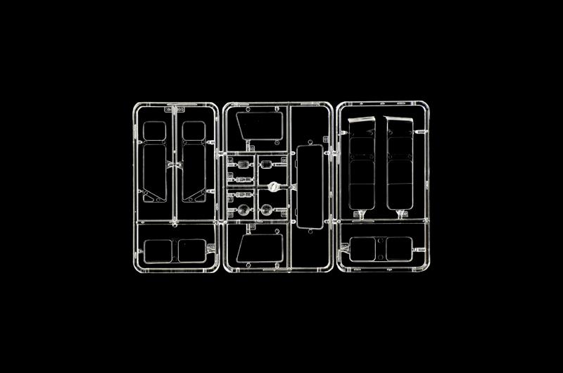 Italeri 1-3630 - ITALERI 1/24 TOYOTA LANDCRUISER BJ-44 SOFTTOP