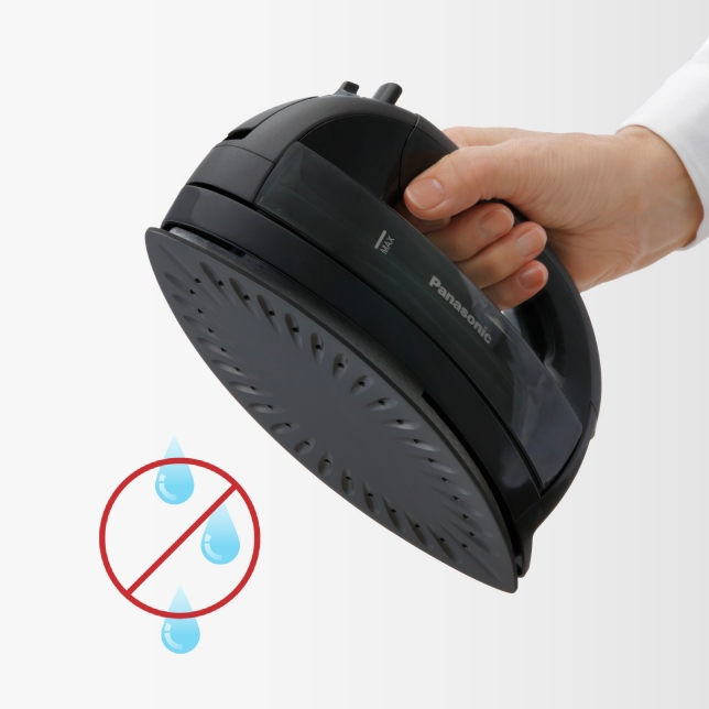 NI-WL55KSJ - 2000W CORDLESS 360 DEGREE IRON