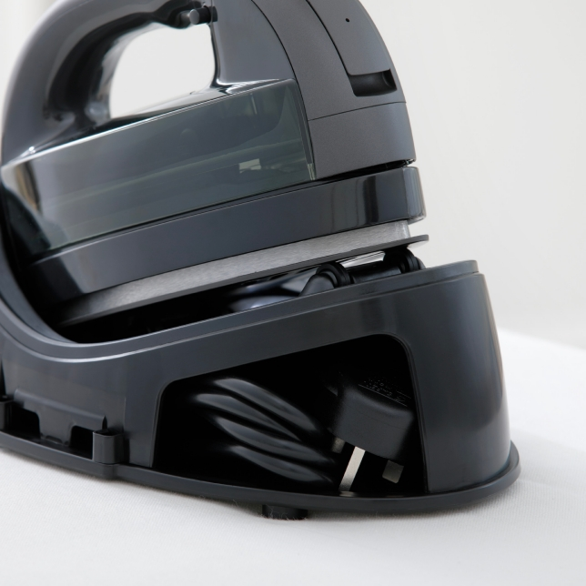 NI-WL55KSJ - 2000W CORDLESS 360 DEGREE IRON