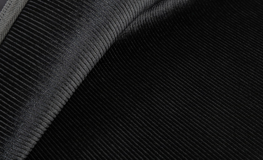 BFVELMB16-BK - Tucano 15" Velluto Sleeve- Black