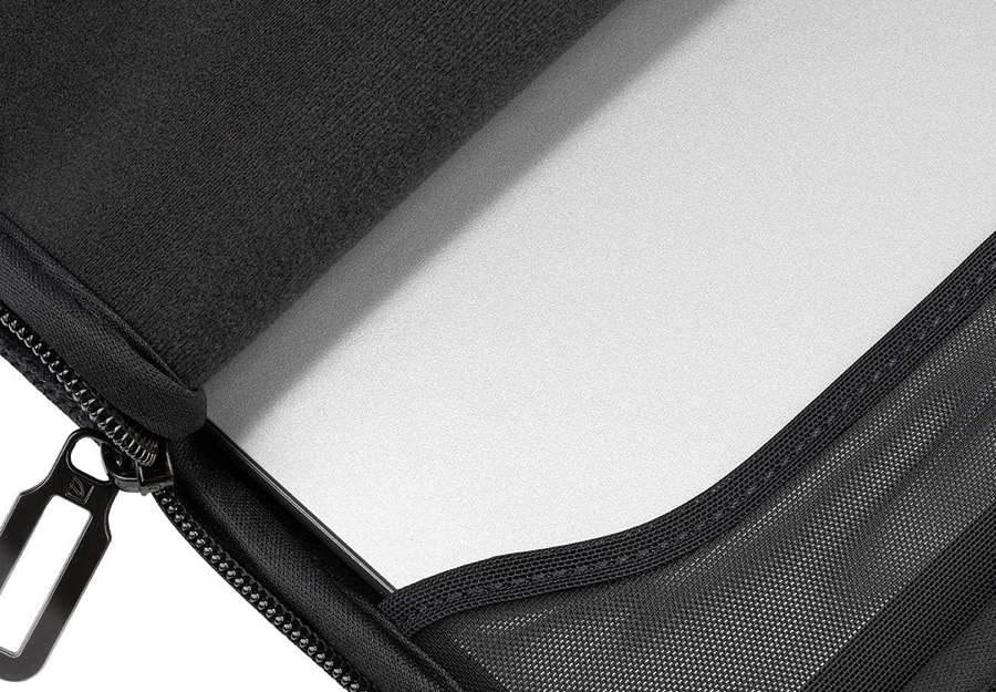 BFVELMB16-BK - Tucano 15" Velluto Sleeve- Black