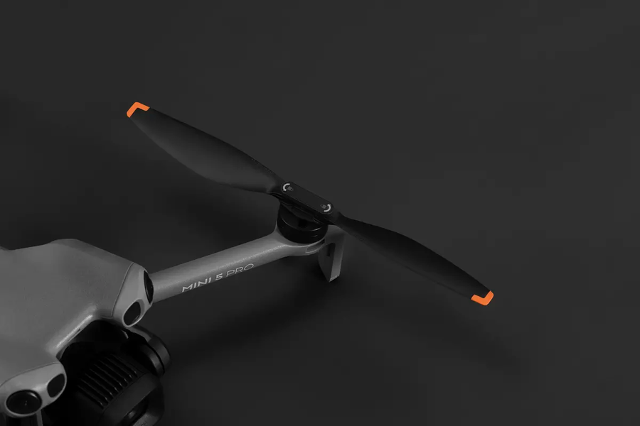 CP-MA-00000920 - DJI Mini 5 Pro Propeller
