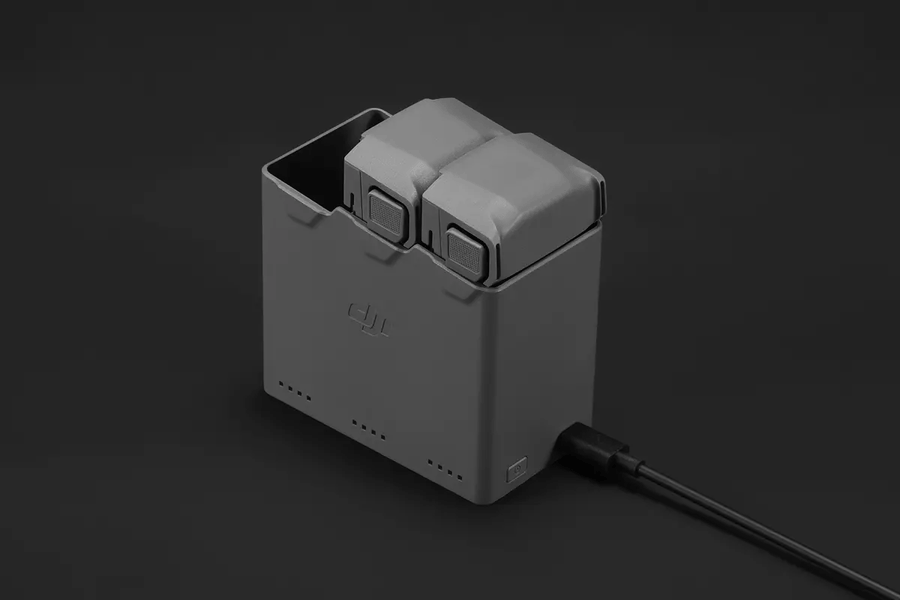 CP-MA-00000879 - DJI Mini 5 Pro Two-Way Charging Hub