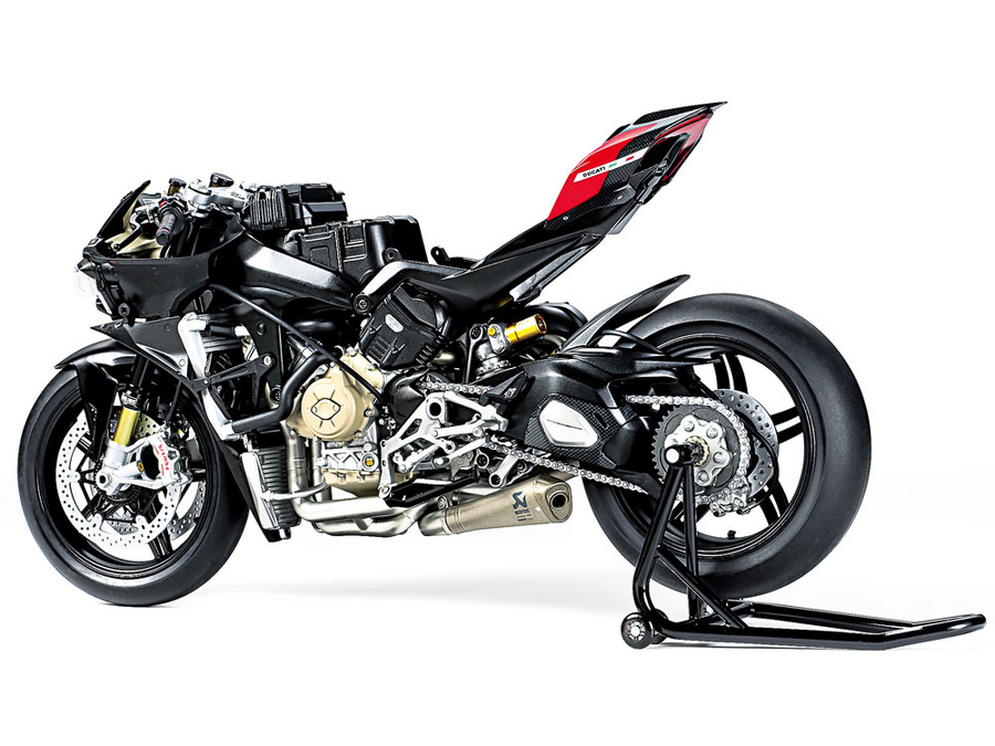 Tamiya 14143 - TAMIYA 1/12 DUCATI SUPERLEGGERA V4 W/RACE KIT