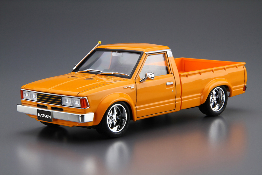 Aoshima 3-20077 - AOSHIMA 1/24 DATSUN TRUCK CUSTOM'82