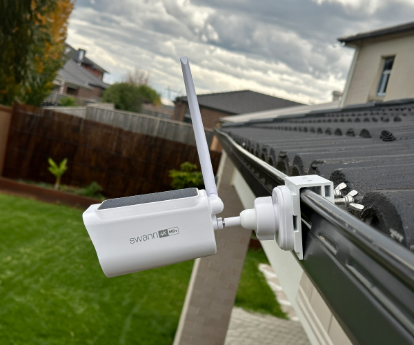 SWACC-GUTTERMTV2-GL - Swann Regenrinnen-/Zaunhalterung für MaxRanger Solar & Minicam, AllSecure, Xtreem4K, Evo 2K Kamera