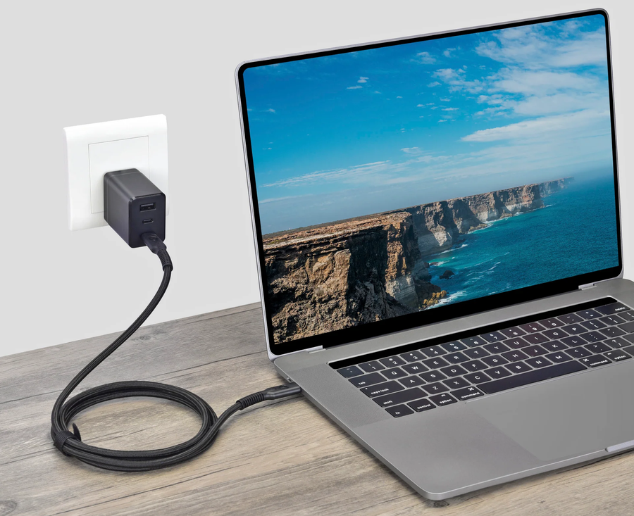ELK-04523-R - Bonelk Long-Life Easy-Grip USB-C to USB-C, 240W/40Gbps 8K -1.5m (Black)