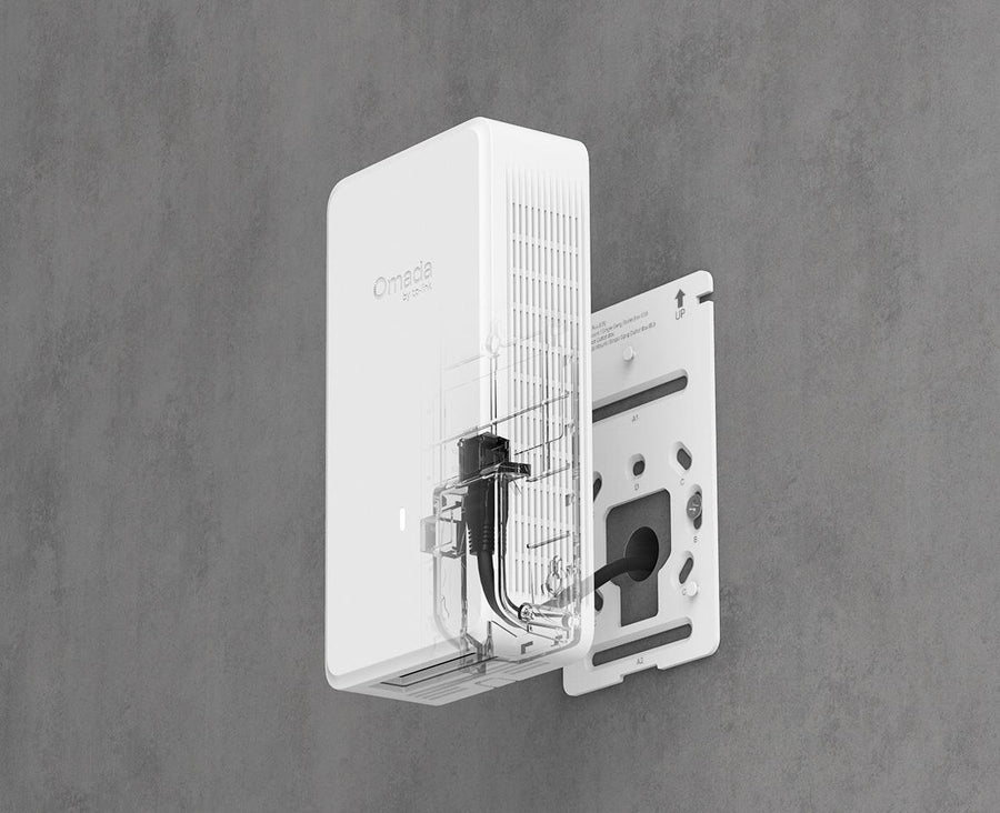 EAP775-Wall - Omada EAP775 BE9300 Tri-Band Wall Plate Wi-Fi 7 Access Point with 5-Ports and PoE Out Support