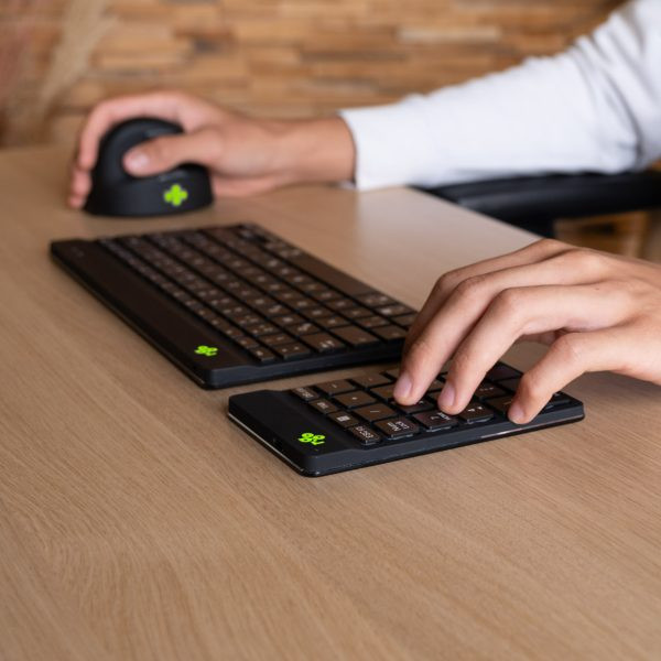 22RKNB - COMBO KEYBOARD BLUETTOT R-GO WITH NUMERIC PAD BLUETOOTH R0GO