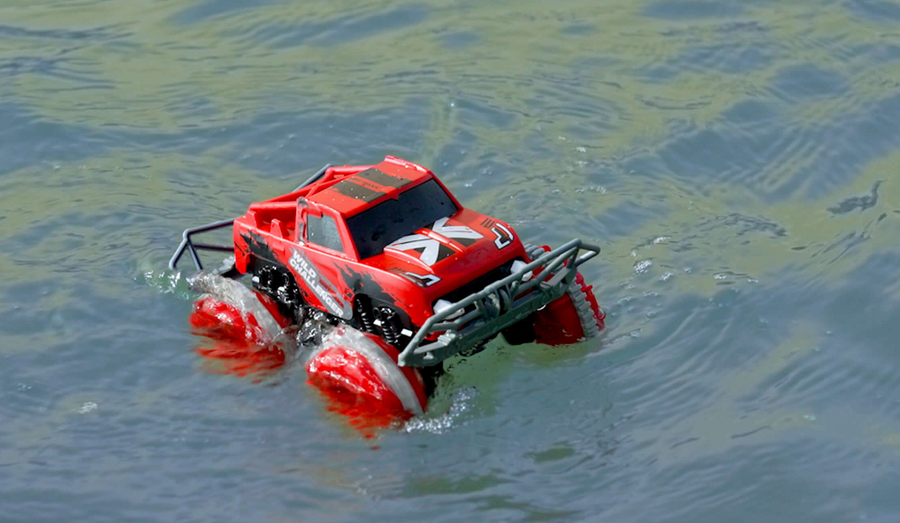 Silverlit EXOST WILD CHALLENGER X Drives on both land and water For Ages 5+!